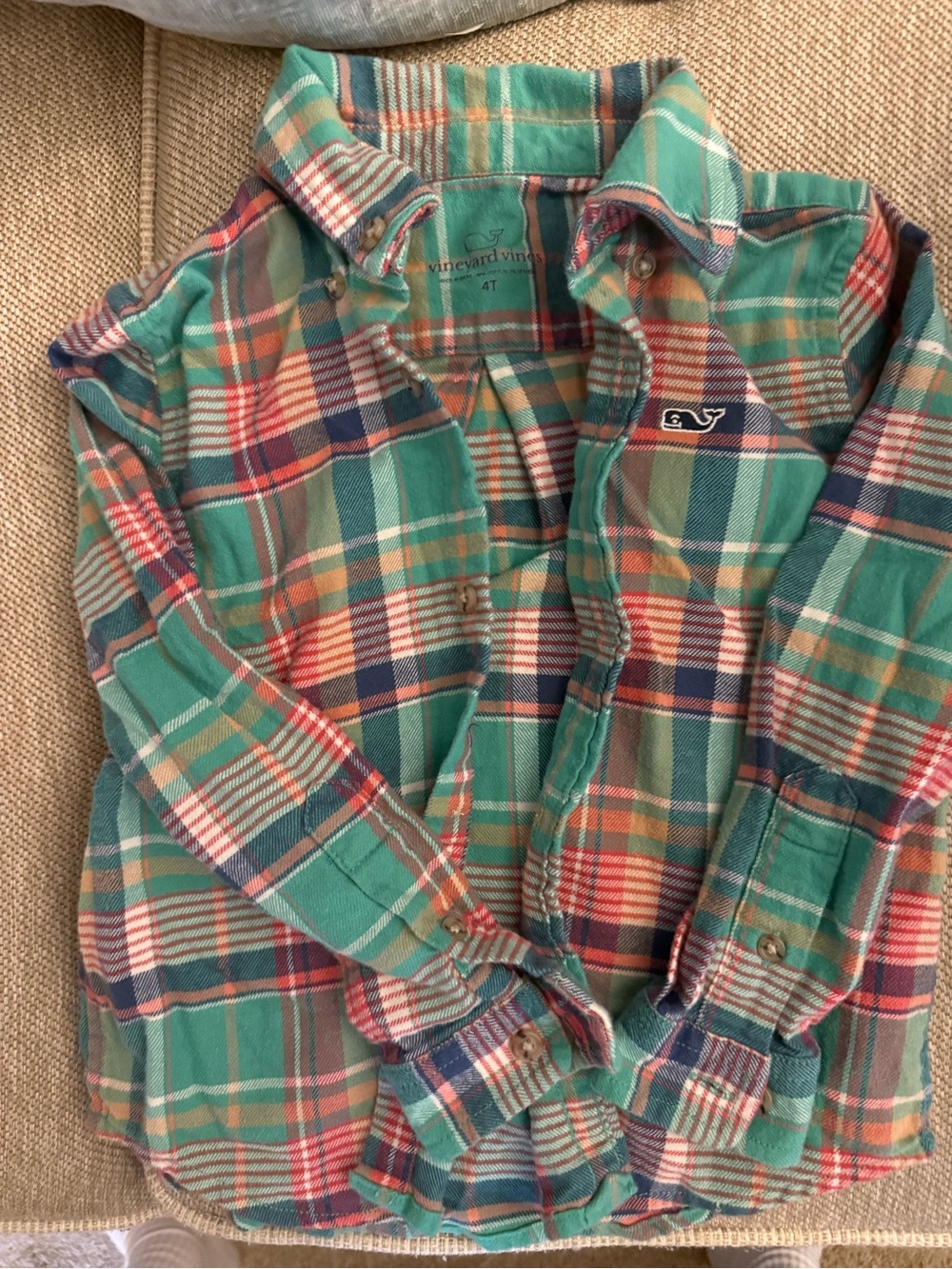 Vineyard Vines boys’ flannel/plaid button-down, size 4T.